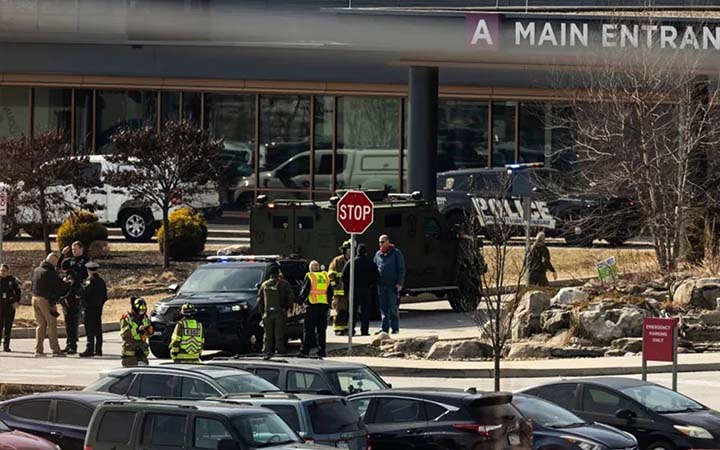 আমেরিকার হাসপাতালে বন্দুক হামলা, পুলিশ কর্মকর্তাসহ নিহত ২